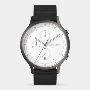Chronograph – Dark Silver White