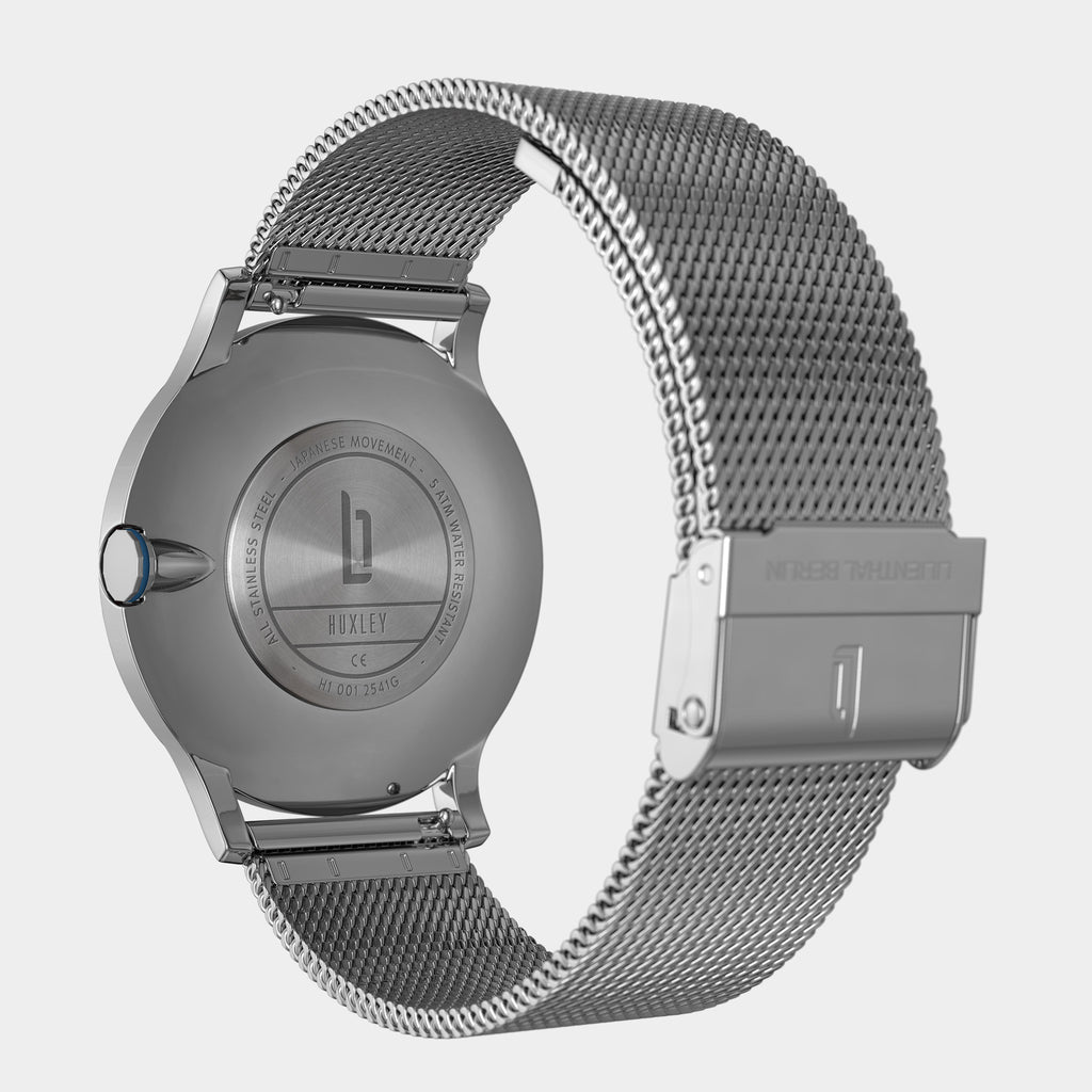 Huxley – Silver Blue