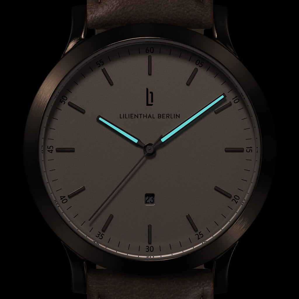 Huxley Bronze Almond - Lilienthal Berlin