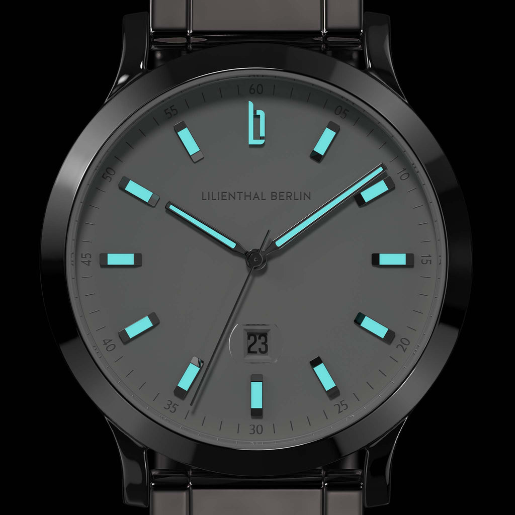 Huxley II – Alabaster White